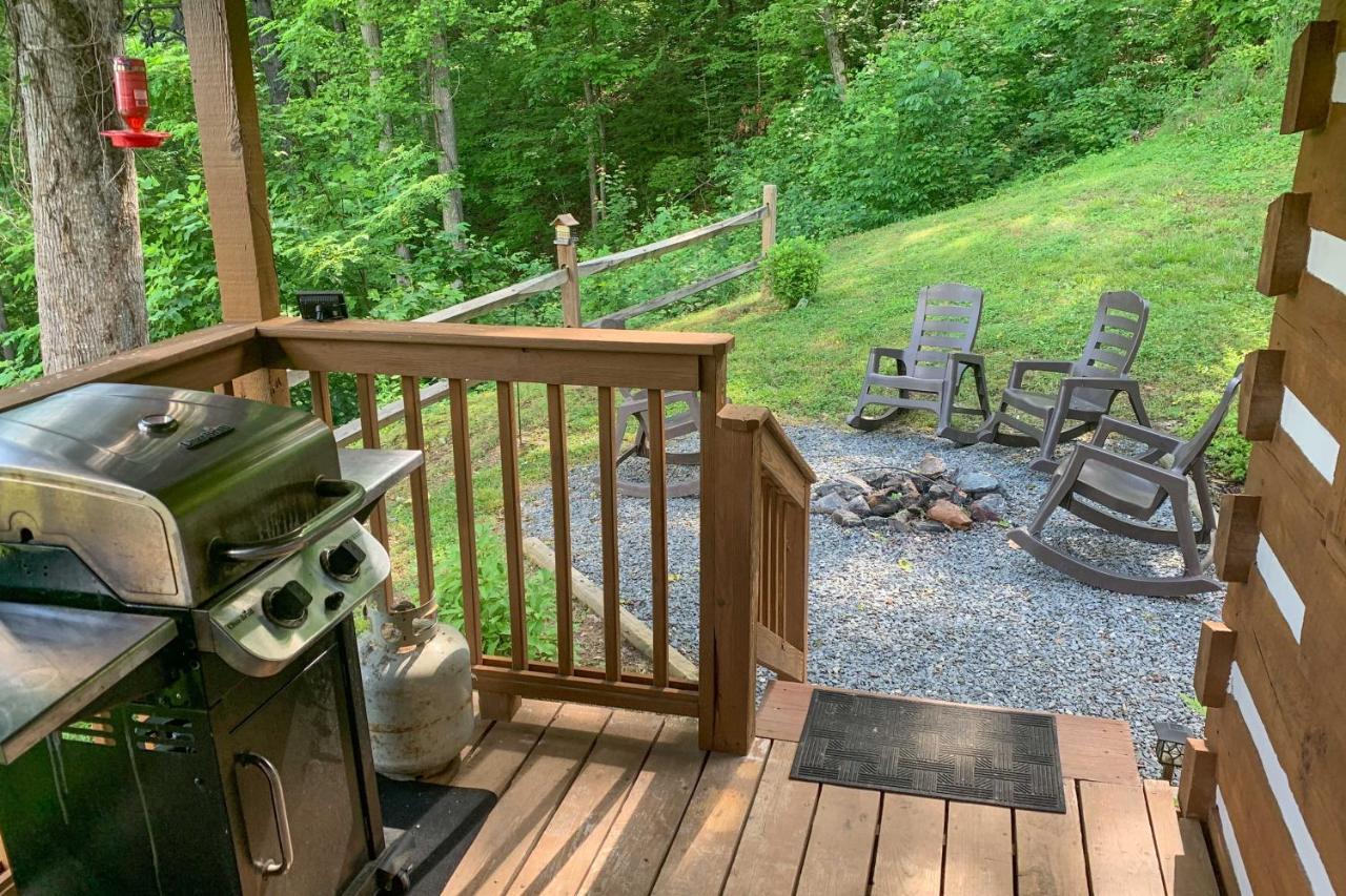 Willa Cozy Cabin With Hot Tub And Smoky Mountain Views! Bryson City Zewnętrze zdjęcie