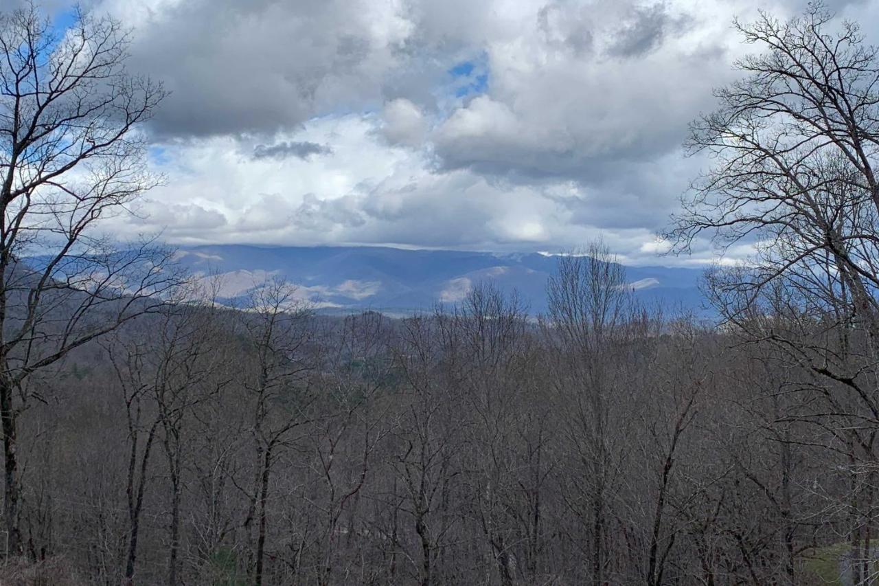 Willa Cozy Cabin With Hot Tub And Smoky Mountain Views! Bryson City Zewnętrze zdjęcie