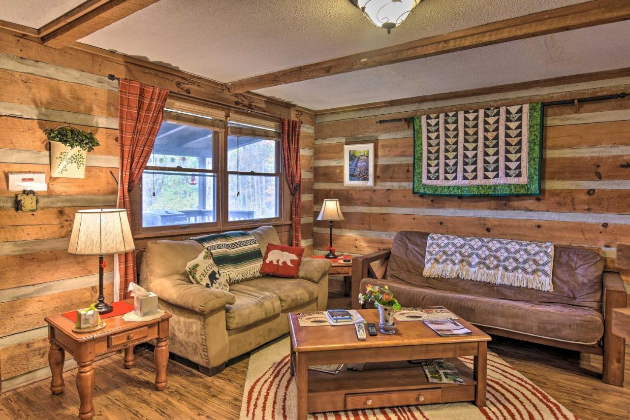 Willa Cozy Cabin With Hot Tub And Smoky Mountain Views! Bryson City Zewnętrze zdjęcie