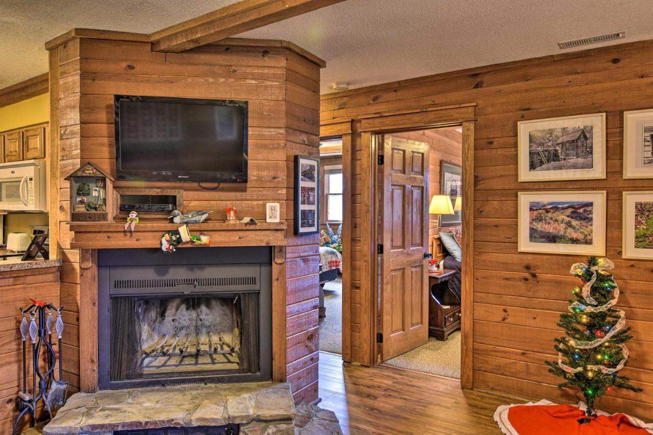 Willa Cozy Cabin With Hot Tub And Smoky Mountain Views! Bryson City Zewnętrze zdjęcie
